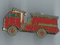 Feuerwehrauto / Pin