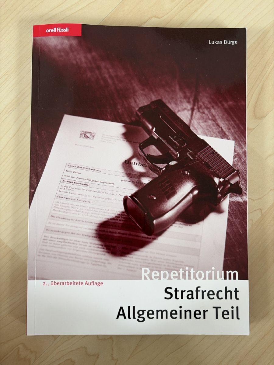 Libri: Repetitorium Strafrecht Allgemeiner Teil – Usato da Gelterkinden venduto da lar_c8m9