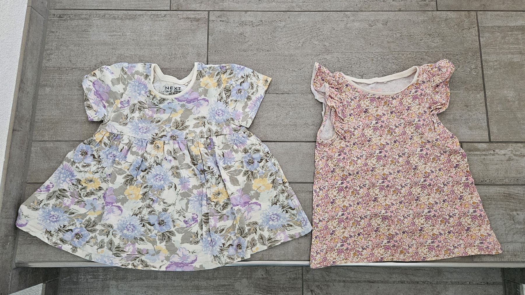 Lotti & Set di vestiti: Mädchen Kleiderpaket 110/116 – Usato da Balgach venduto da Floeru84 2
