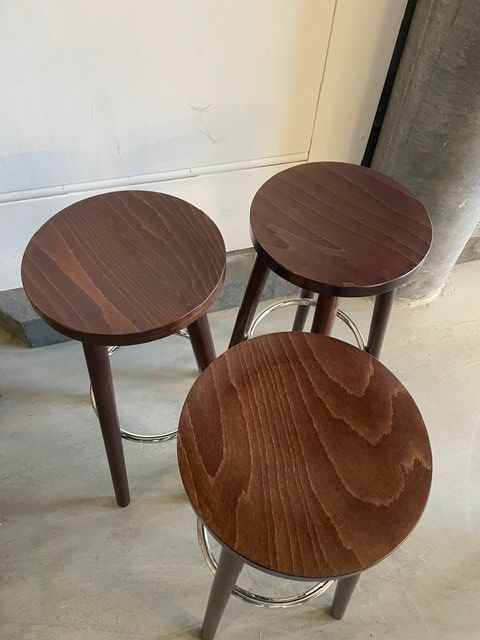 Hocker: Barhocker Holz – Gebraucht aus Regensdorf von OfficeExperts 1