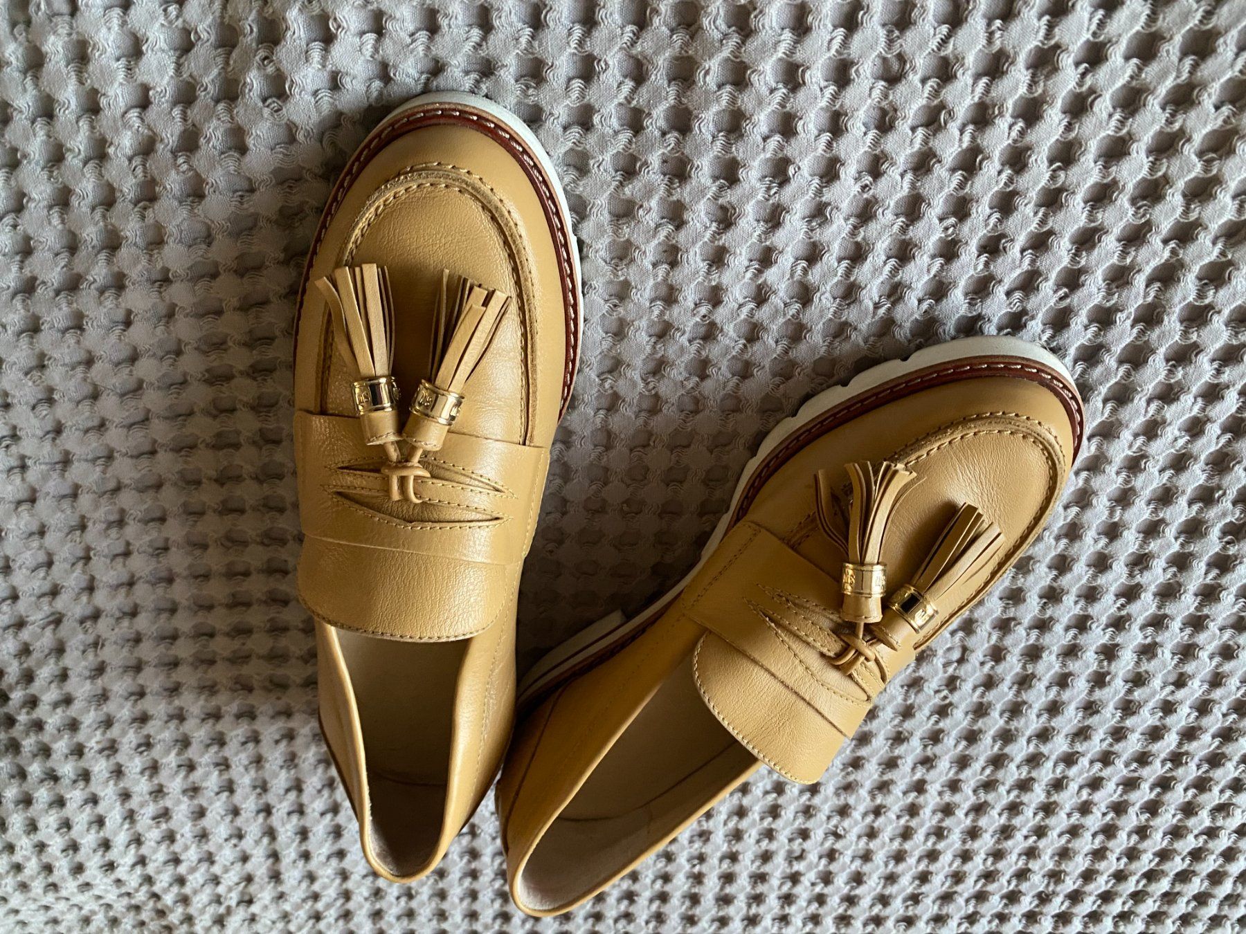 Stuart Weitzman Scarpe da donna: Stuart Weitzman Mokassins – Usato da Winterthur venduto da ele_ct6p