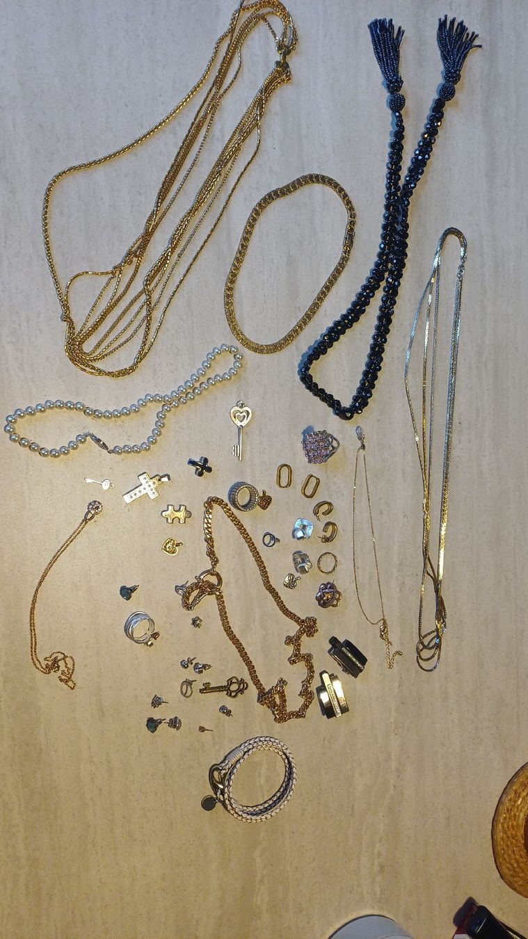 Sonstiger Schmuck: Lot verschiedener Schmuck – Gebraucht aus Flawil von Pinkmalibu 9