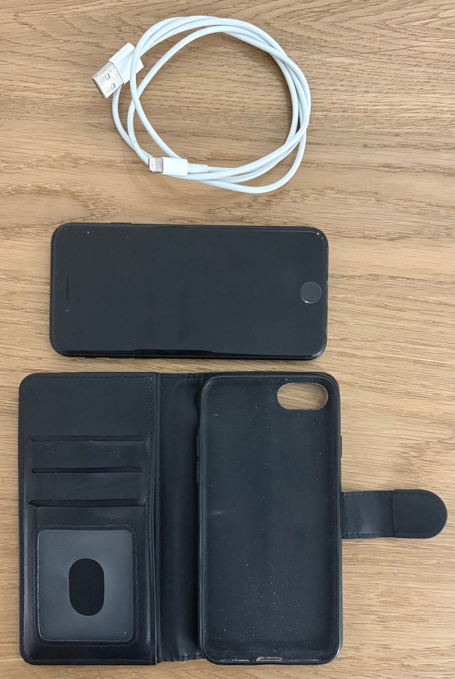 Apple Telefoni cellulari / Smartphones: Apple iPhone 7 | 32 GB | Schwarz – Usato da Zürich venduto da Gaikokujin 7