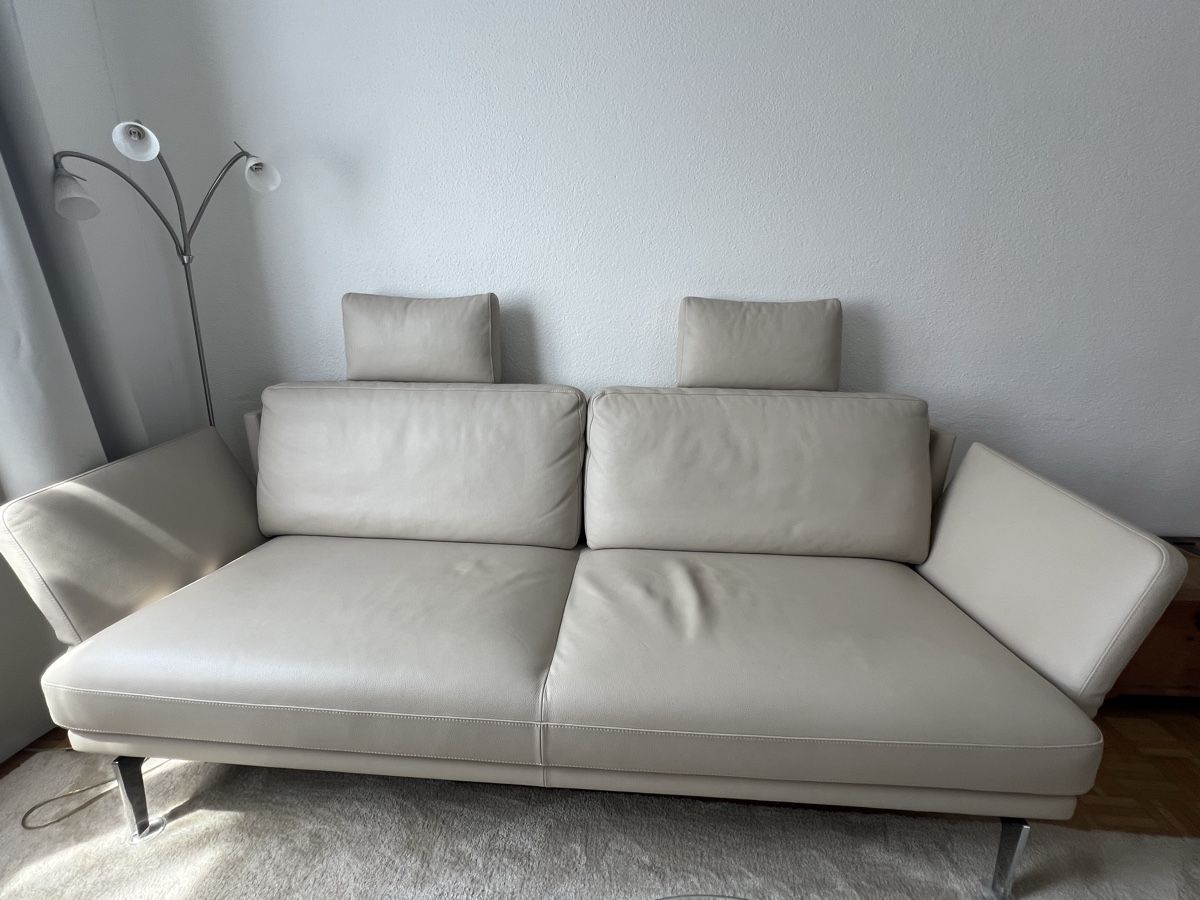 Intertime Sofas: Sofa Intertime Leder Creme guter Zustand – D'occasion à Malters par sab_zdz6