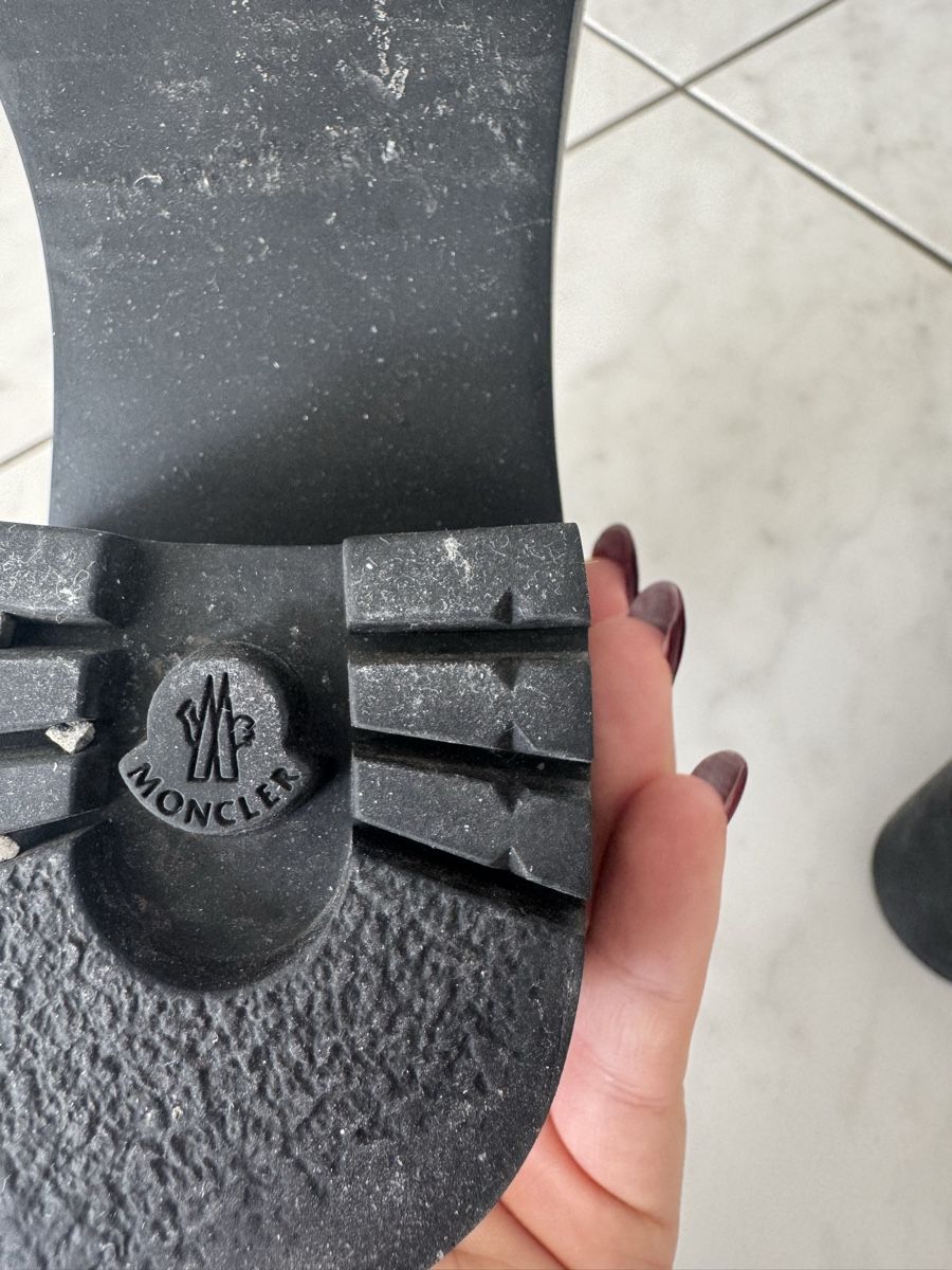 Moncler Scarpe da donna: Moncler Stiefel Combatboots schwarz – Nuovo (secondo la descrizione) da Uetikon am See venduto da sop_vw5x 6