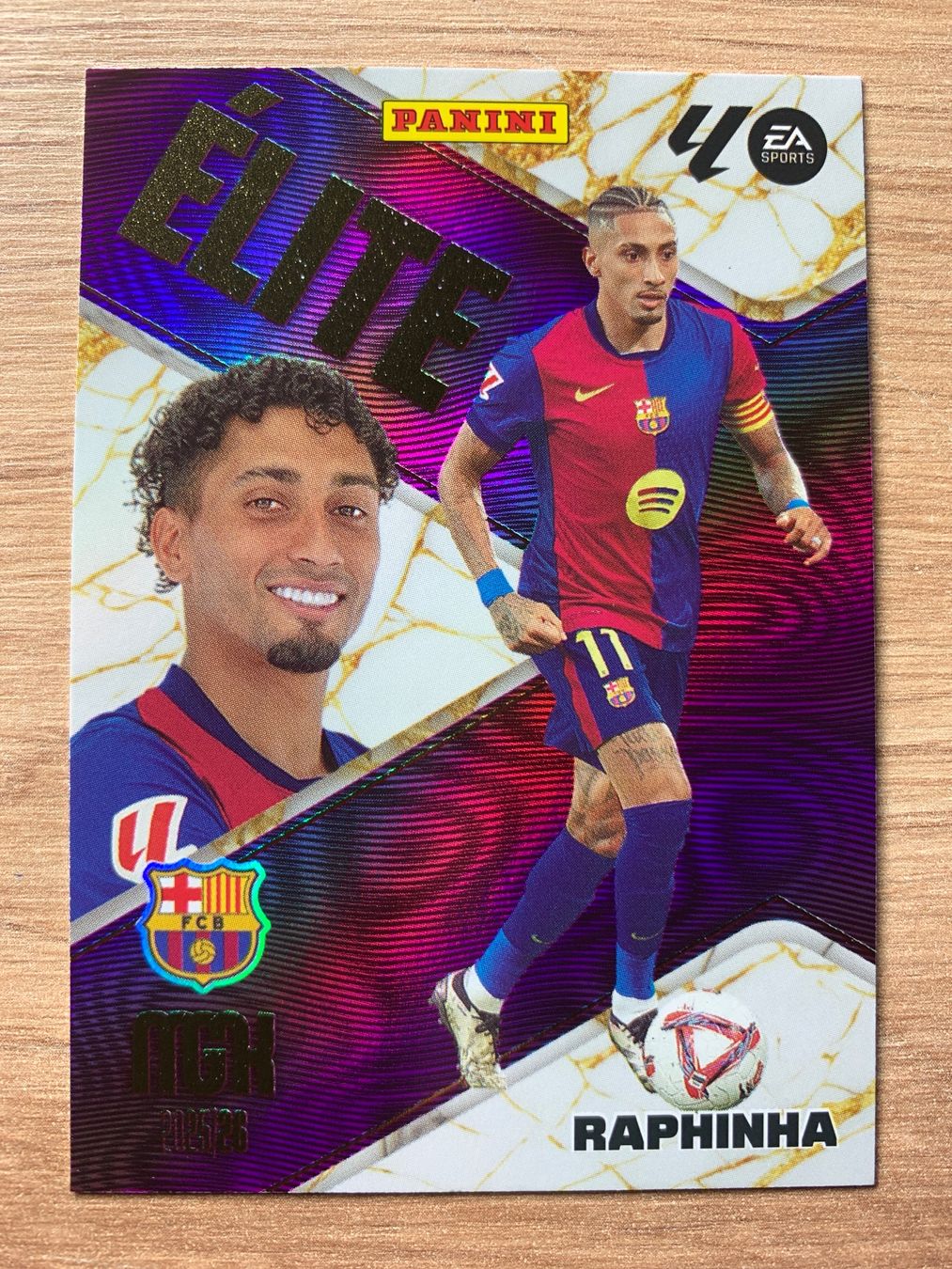 Panini Sammelbilder & Trading cards: Soccer Raphinha Elite MGK 25/26 – Gebraucht aus Netstal von Clutch79Cardz