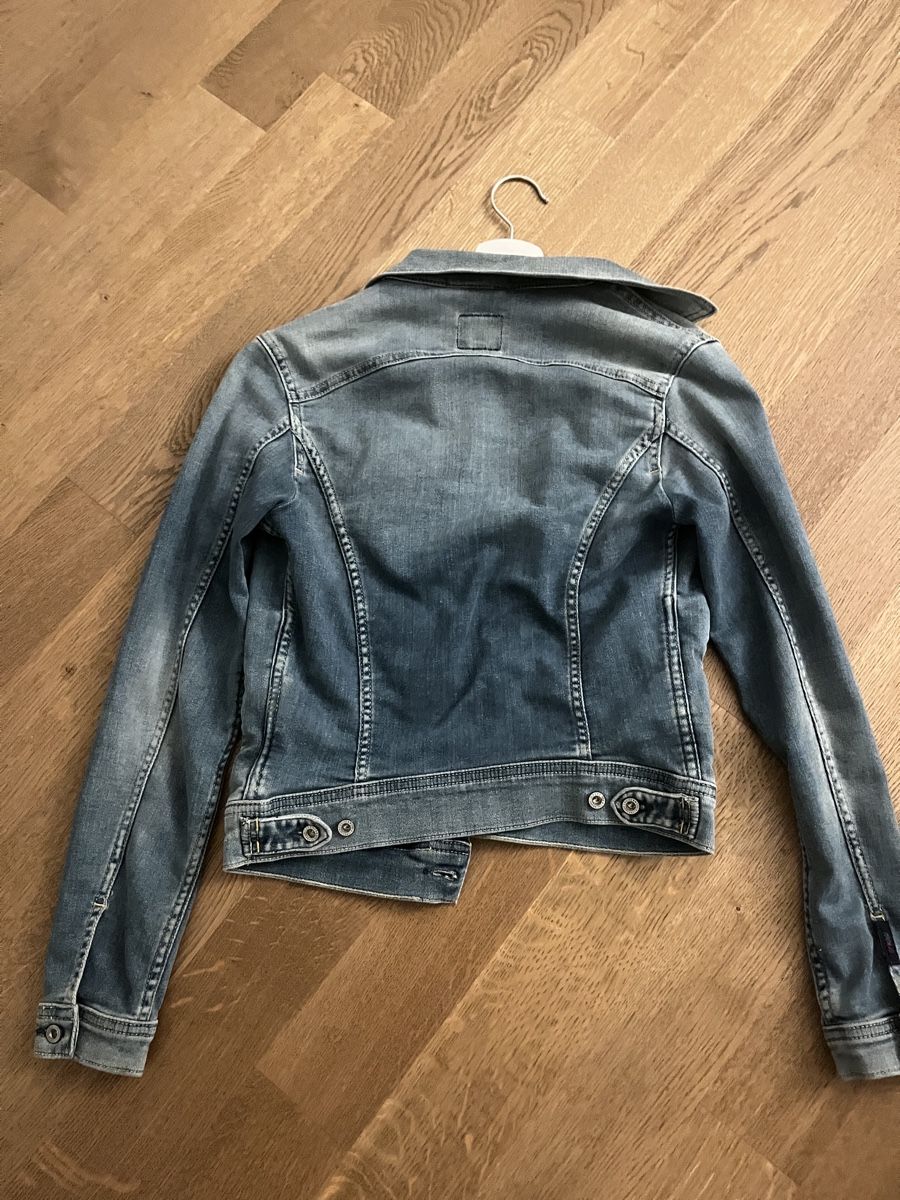 Pepe Jeans Giacche & Cappotti: Jeansjacke Gr. 14 Pepe Jeans – Usato da Freienbach venduto da alile 2