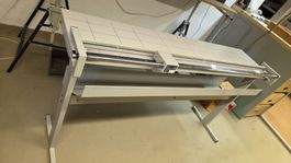 Océ Rollen-Schneidemaschine