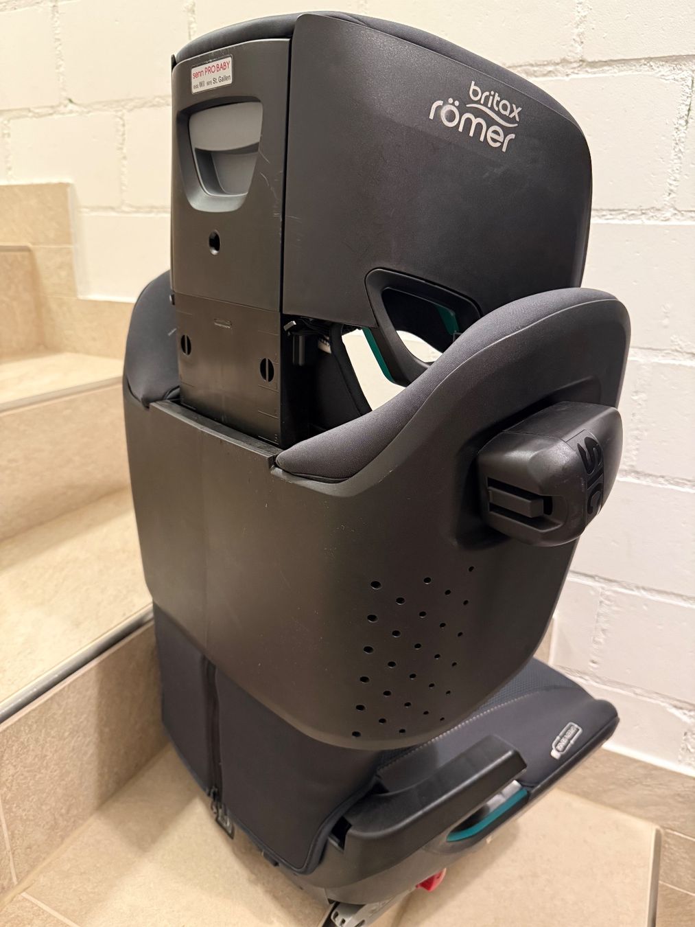 Britax Römer Auto-Kindersitze: Kindersitz Britax Römer Kidfix i-Size – Gebraucht aus Abtwil SG von akbones 1
