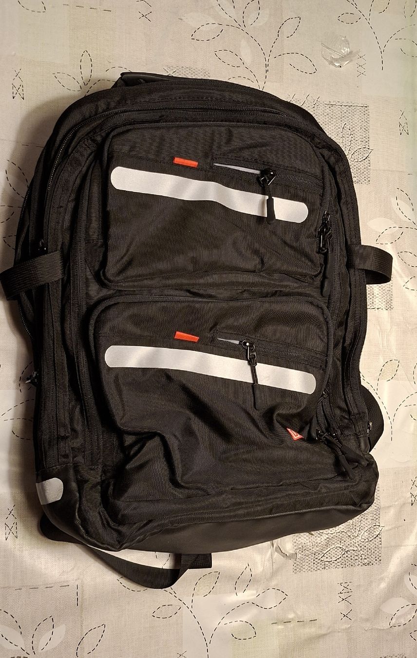 Zaini: Original DB Lokführer Rucksack. Preisvorschlag. – Nuovo (secondo la descrizione) da Pfäffikon ZH venduto da gub_2j76