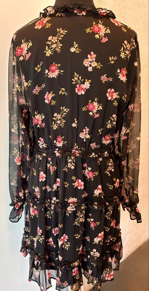 Vero Moda Vestiti: Vero Moda Kleid, Grösse XL – Nuovo (secondo la descrizione) da Oberhasli venduto da anzis 3