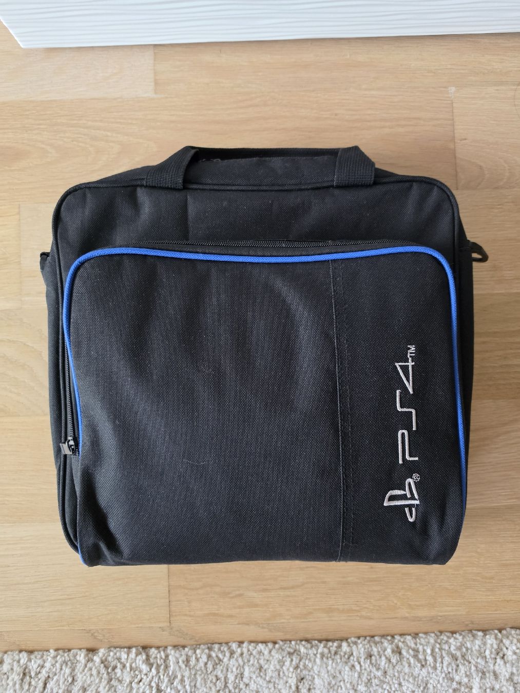 Sony Console: PS4 Slim 500gb – Usato da Schlieren venduto da JBalola