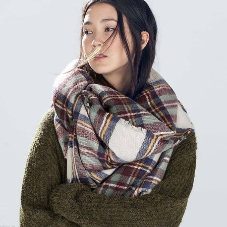 Zara Schal 2