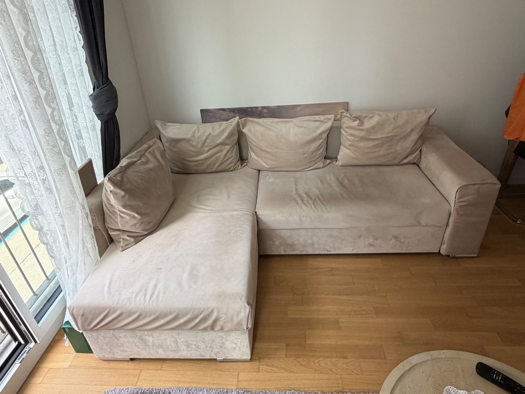 Divani: Modernes Ecksofa mit Bettfunktion in Beige – Usato da Zürich venduto da vdl8 1