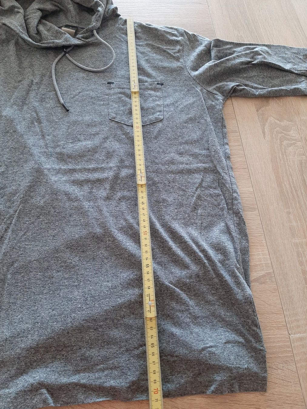 Quiksilver Maglioni & Felpe: Quiksilver Kapuzenpullover grau Grösse L , dünner Pulli – Usato da Menziken venduto da Rien1 6