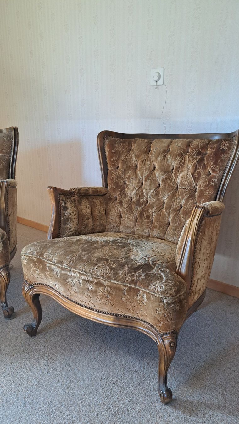 Divani: Antike Sitzgruppe/ Sofa – Usato da Langenthal venduto da T.L. 1