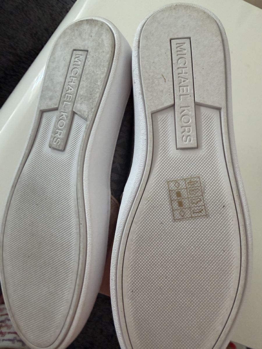 Michael Kors Damenschuhe: Michael Kors – Neu (gemäss Beschreibung) aus Jona von nik_bdd9 2