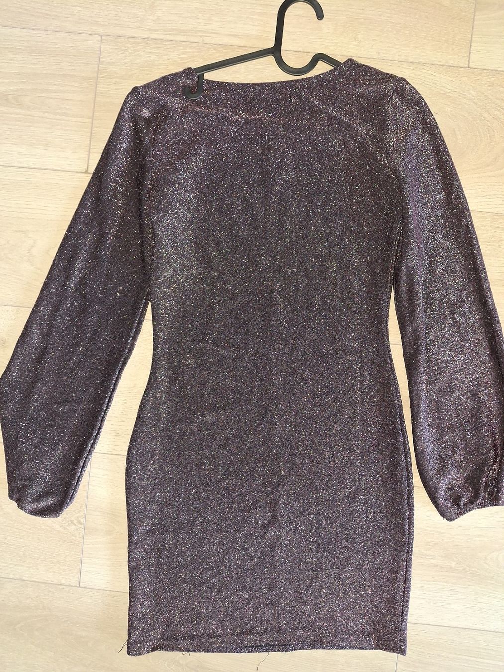 Robes: Robe rose paillettes – D'occasion à Ecublens FR par kla_th5j 3