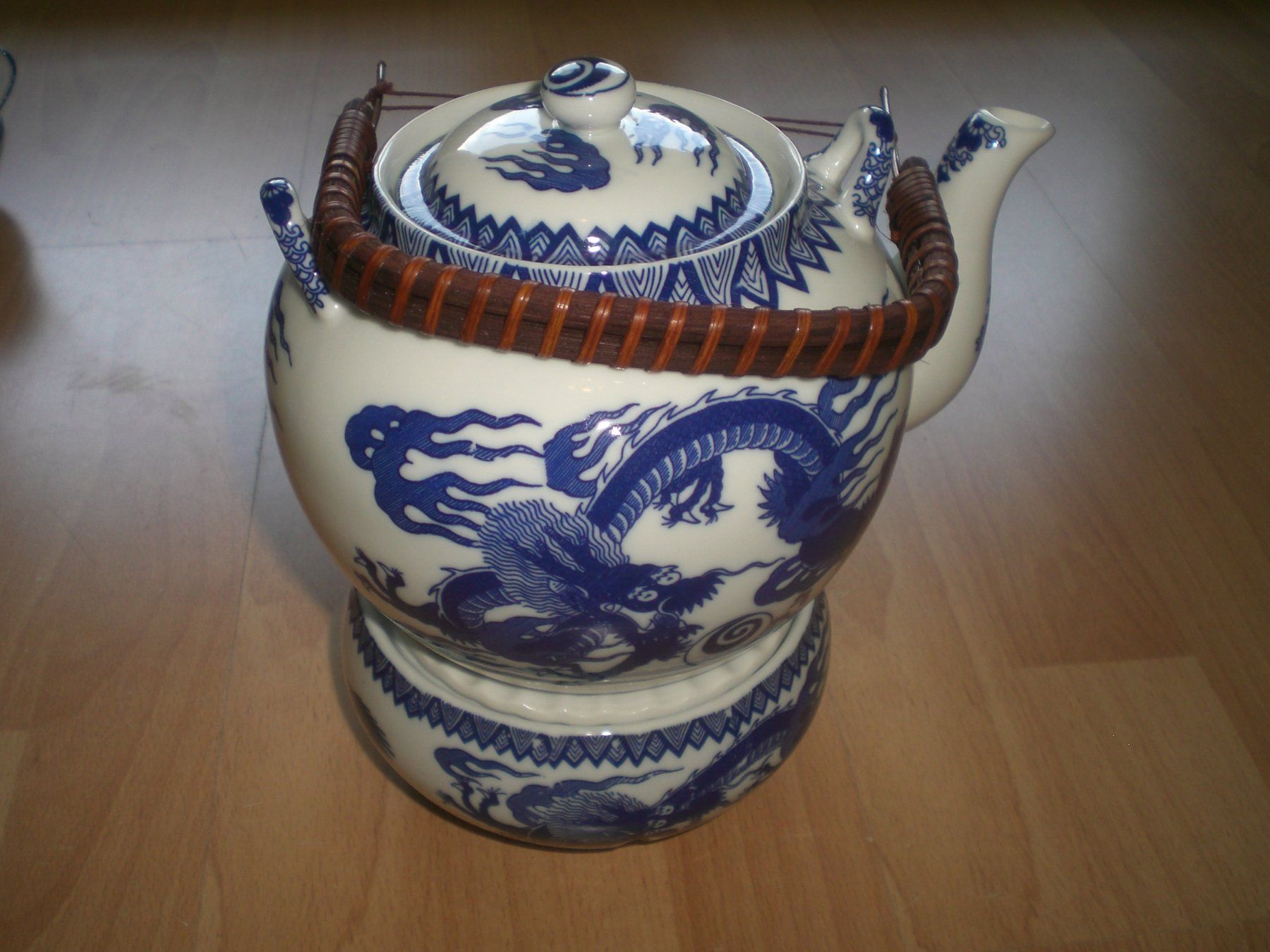 Teiere: Echtes japanisches Teeset mit Drachen Motiven – Nuovo e nell'imballaggio originale da Grellingen venduto da Neuron67 6