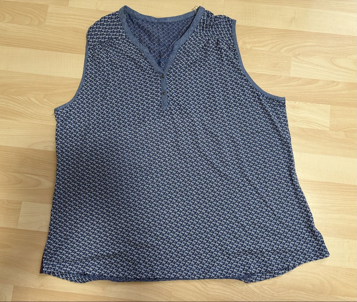T-shirts: Damen T‘Shirt – Neuf (Voir description) à Thürnen par Lilie37