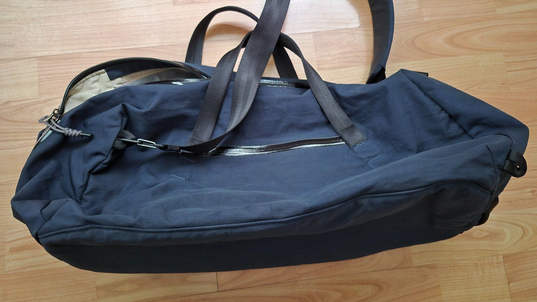 Bellroy Borse: Bellroy Venture Duffel 40L – Nuovo (secondo la descrizione) da Basel venduto da DriggerMS 1