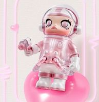 Pop Mart Mega Space Molly 100% Smitten Love White Serie 4