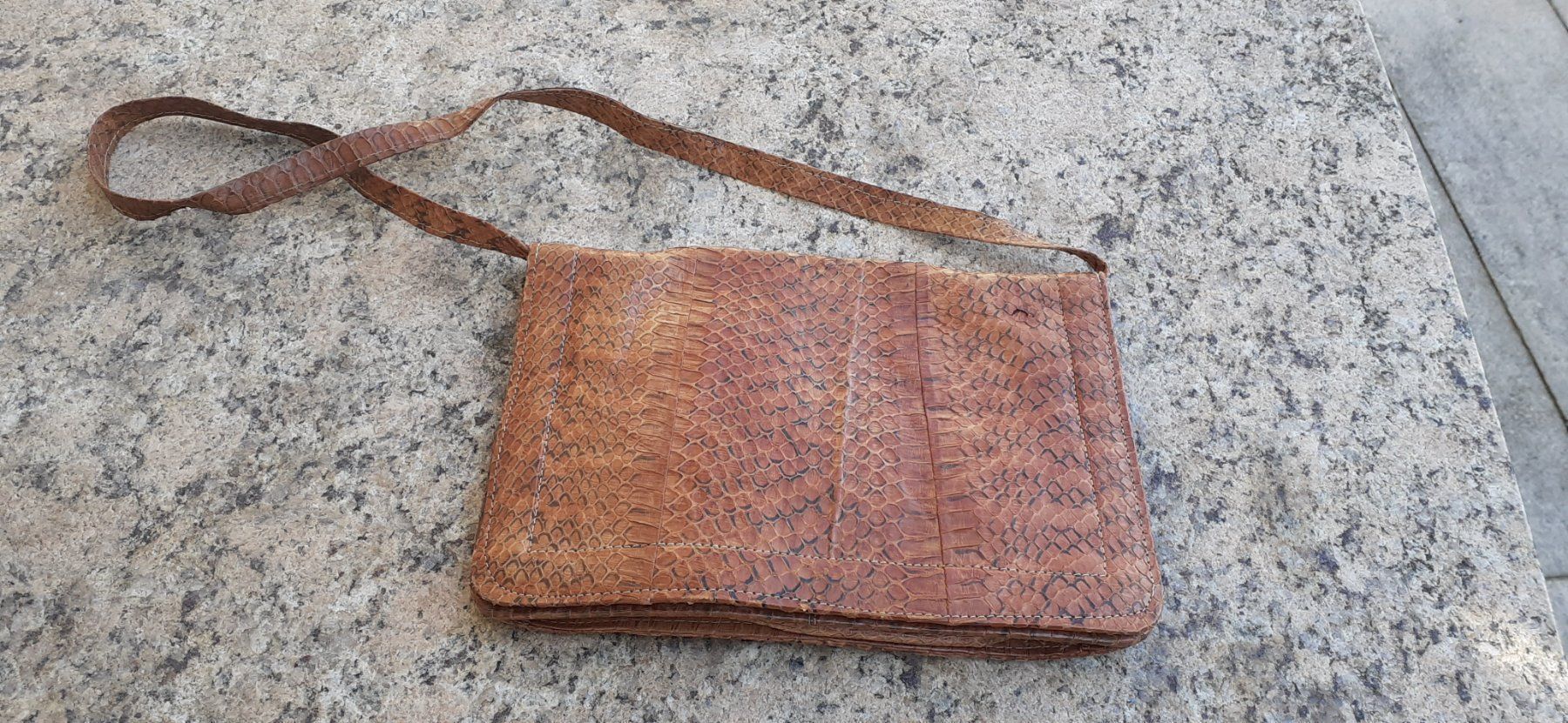 Borse da donna: Handtasche Vintage Schlangenleder 1970er – Usato da Mörschwil venduto da wunderkiste44 3