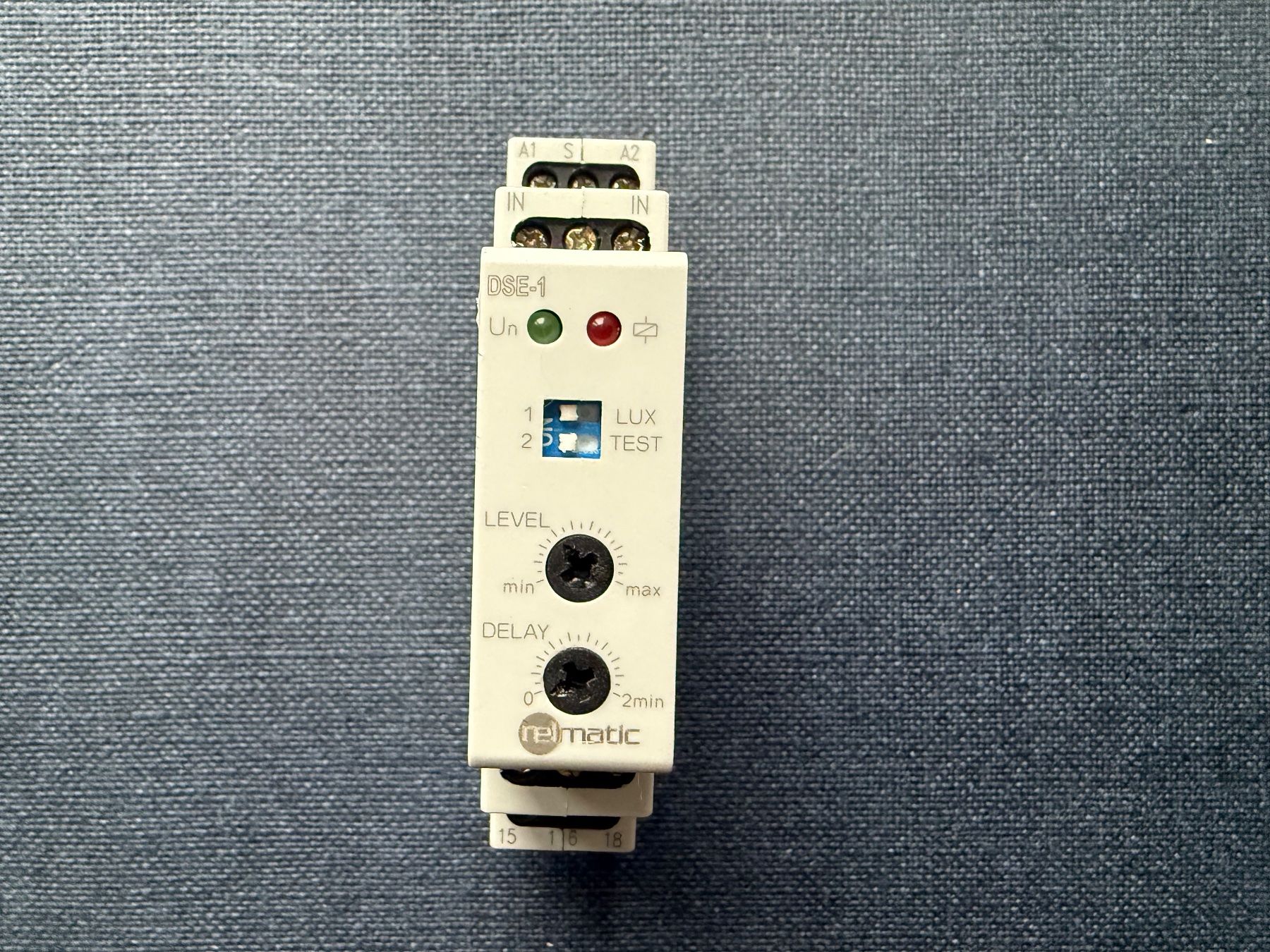 Schalter: Dämmerungsschalter, Lichtschalter, Rematic DSE-1 – Gebraucht aus Trimbach von ORTHOPORT