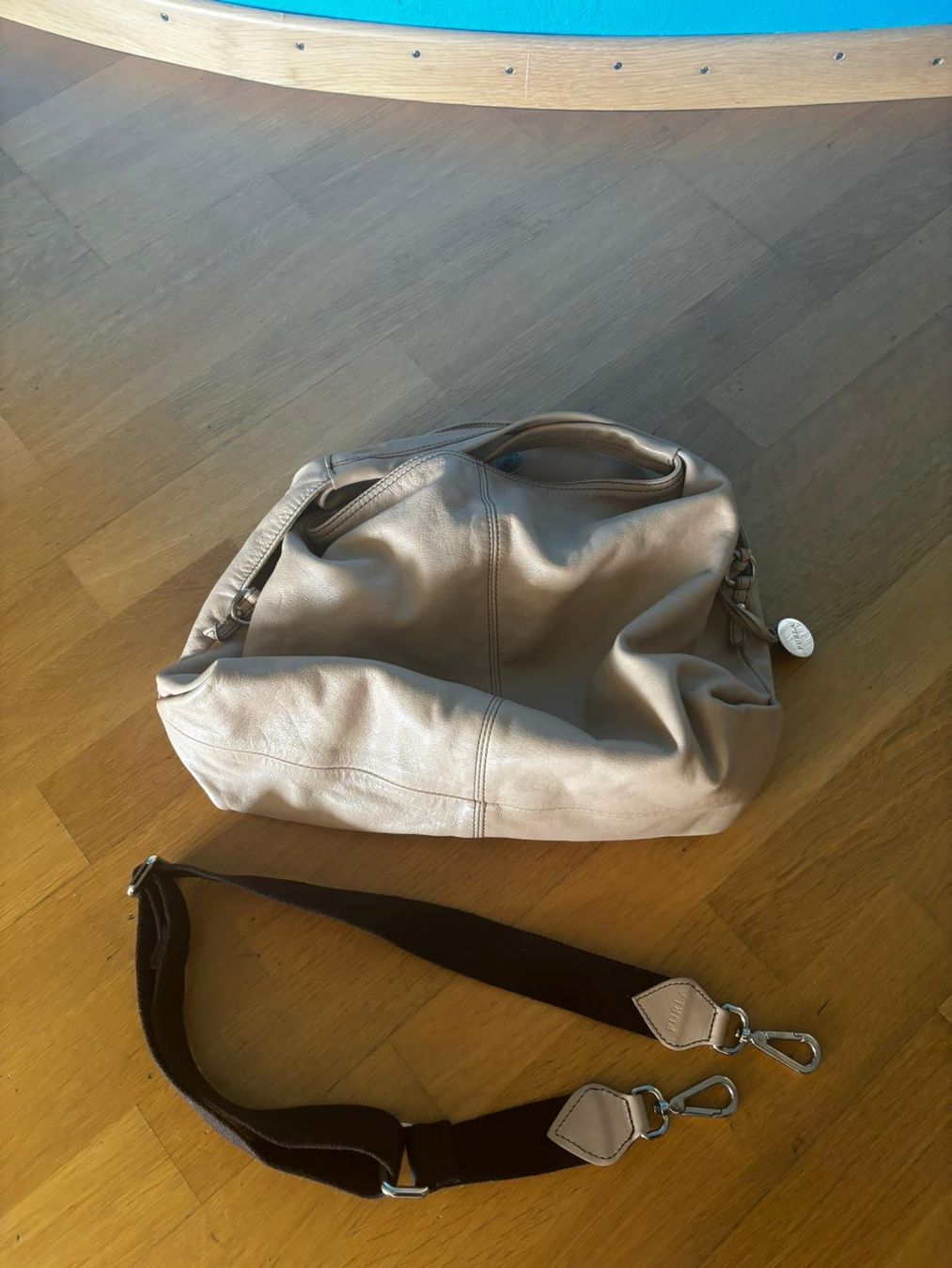 Furla Borse da donna: Furla Elisabethbag Size M - Kalbsleder – Nuovo (secondo la descrizione) da Oberengstringen venduto da YogiM86 1
