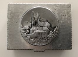Schatulle mit Basler Münster aus Zinn / Holz Handgehämmert
