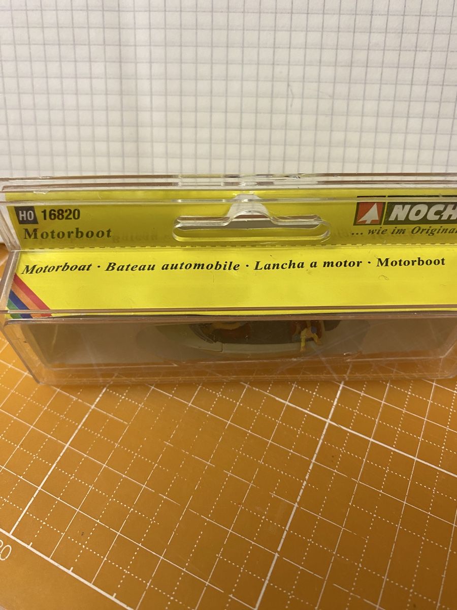 Noch Kit di modellismo & Modellini statici: NOCH 16820 HO Motorboot – Nuovo (secondo la descrizione) da Thalwil venduto da millaard_p 1