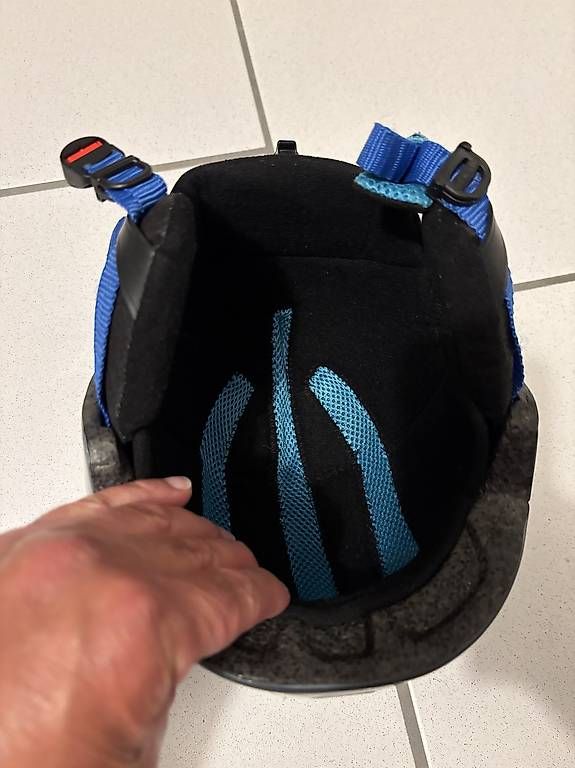 Caschi: Skihelm Kinder 46-50cm Kopfumfang – Usato da Adlikon venduto da Sam1976 2
