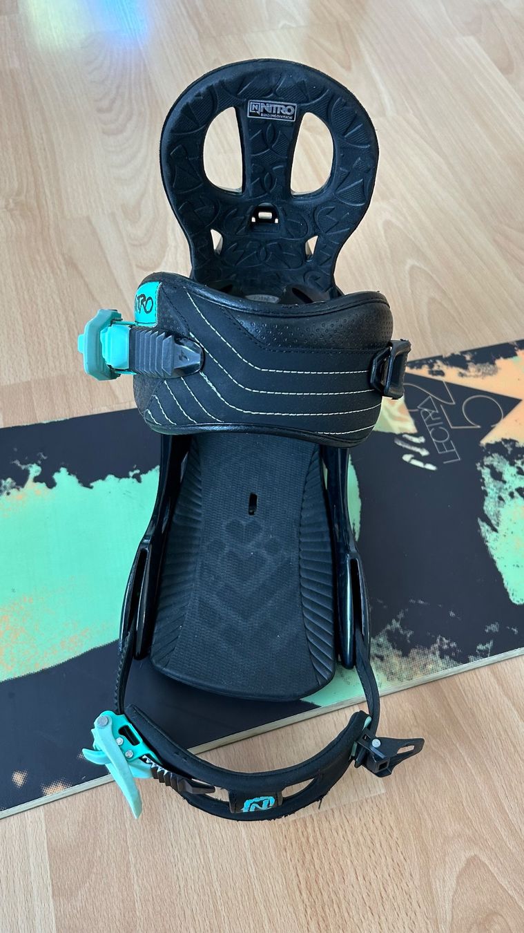 Snowboard Nitro Board: Nitro Snowboard mit Bindung (Anfänger-Niveau) – Usato da Müllheim Dorf venduto da jeney9 2