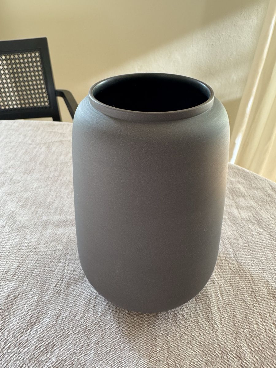 Vasi & Recipienti: Vase classic large 18cm von Ditte Fischer – Usato da Basel venduto da Mauslo