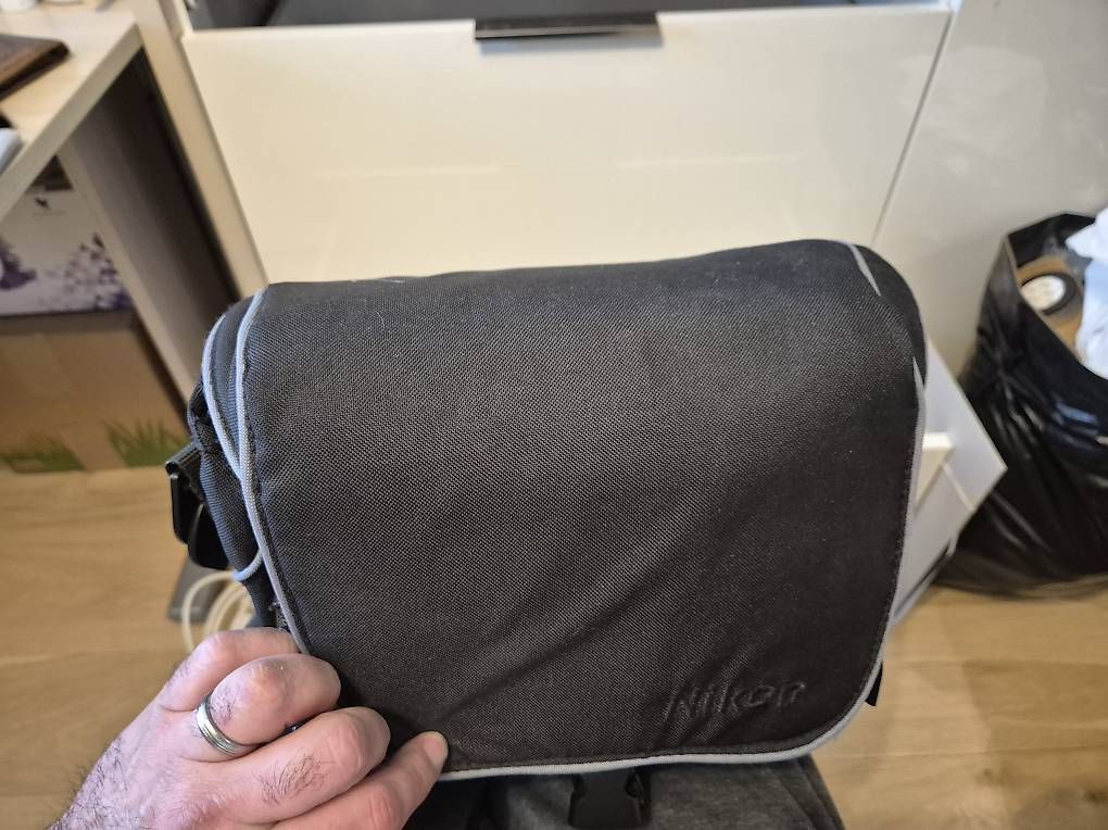 Fotocamera: Nikon Spiegelreflex zu verkaufen – Usato da Tentlingen venduto da zih_kzp5