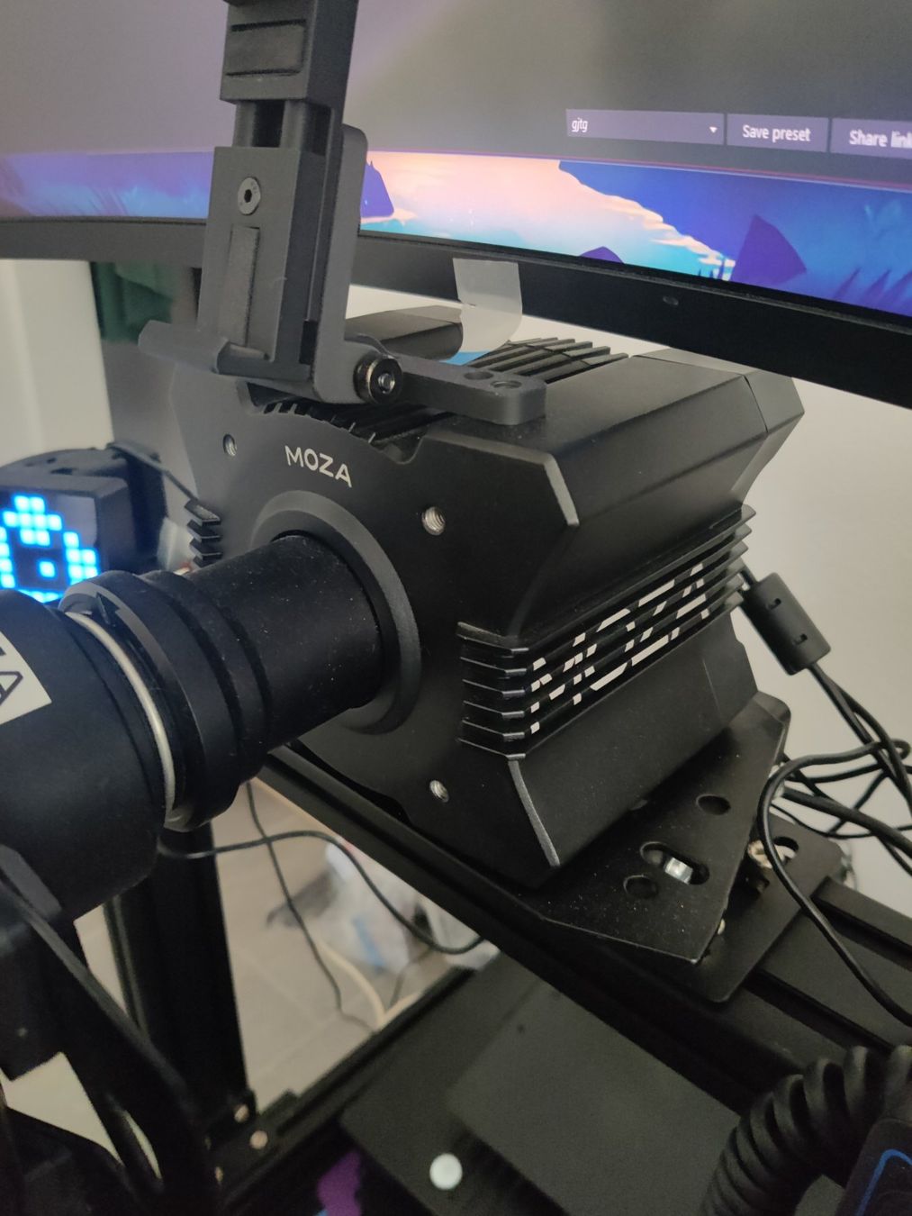 Moza Racing Controller: Moza R9 (V2) + Moza KS GT – Usato da Arbedo venduto da srosini 1