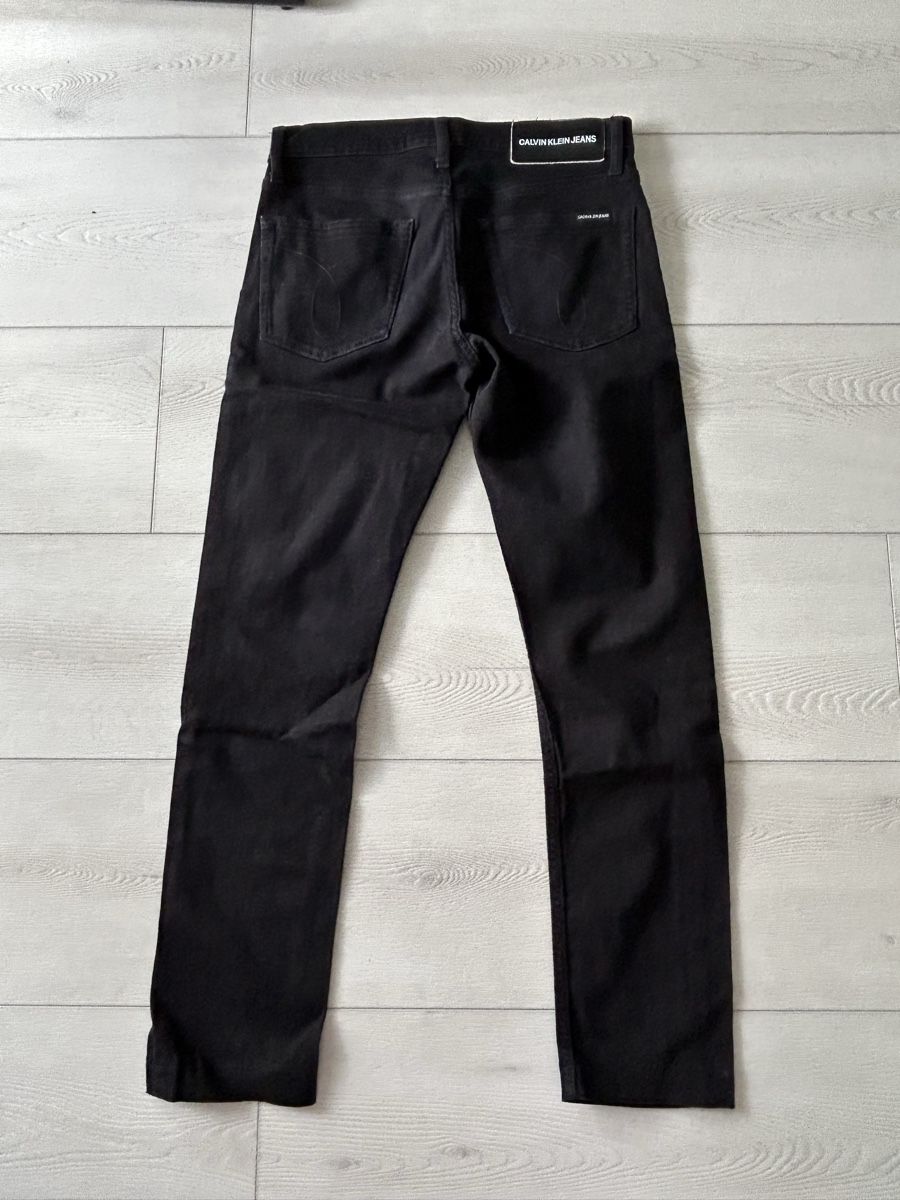 Calvin Klein Jeans: Calvin Klein Jeans, schwarz, Gr. 29/34 – Nuovo (secondo la descrizione) da Strengelbach venduto da Xycy 4