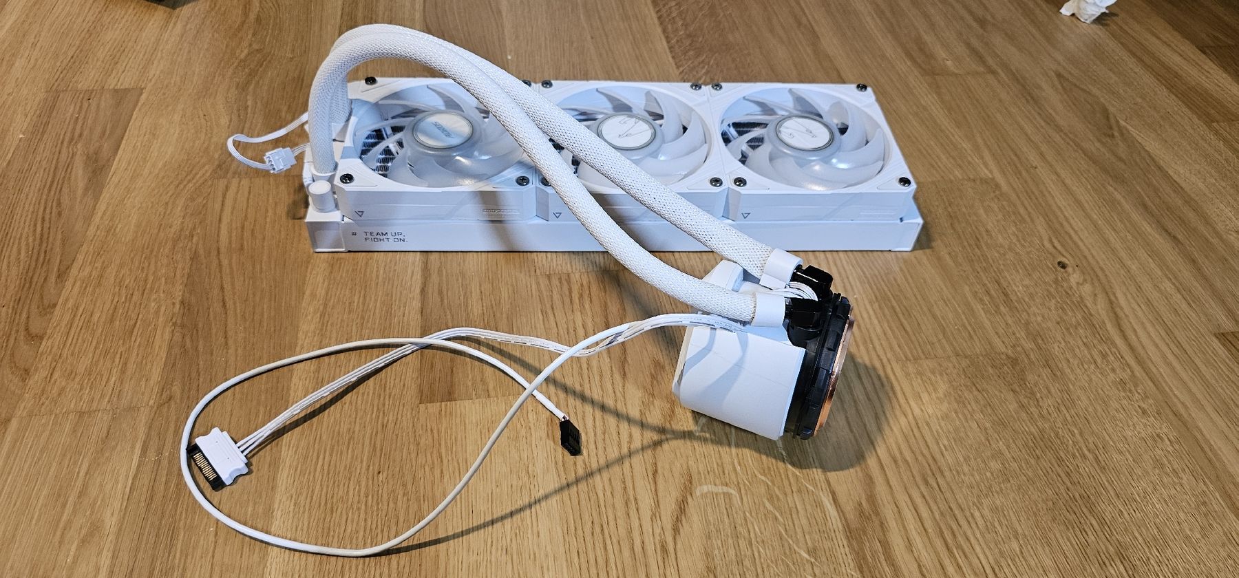 Gigabyte Elektronikbauteile: AORUS WATERFORCE X ll 360 ICE – Gebraucht aus Schlieren von huiop2 1