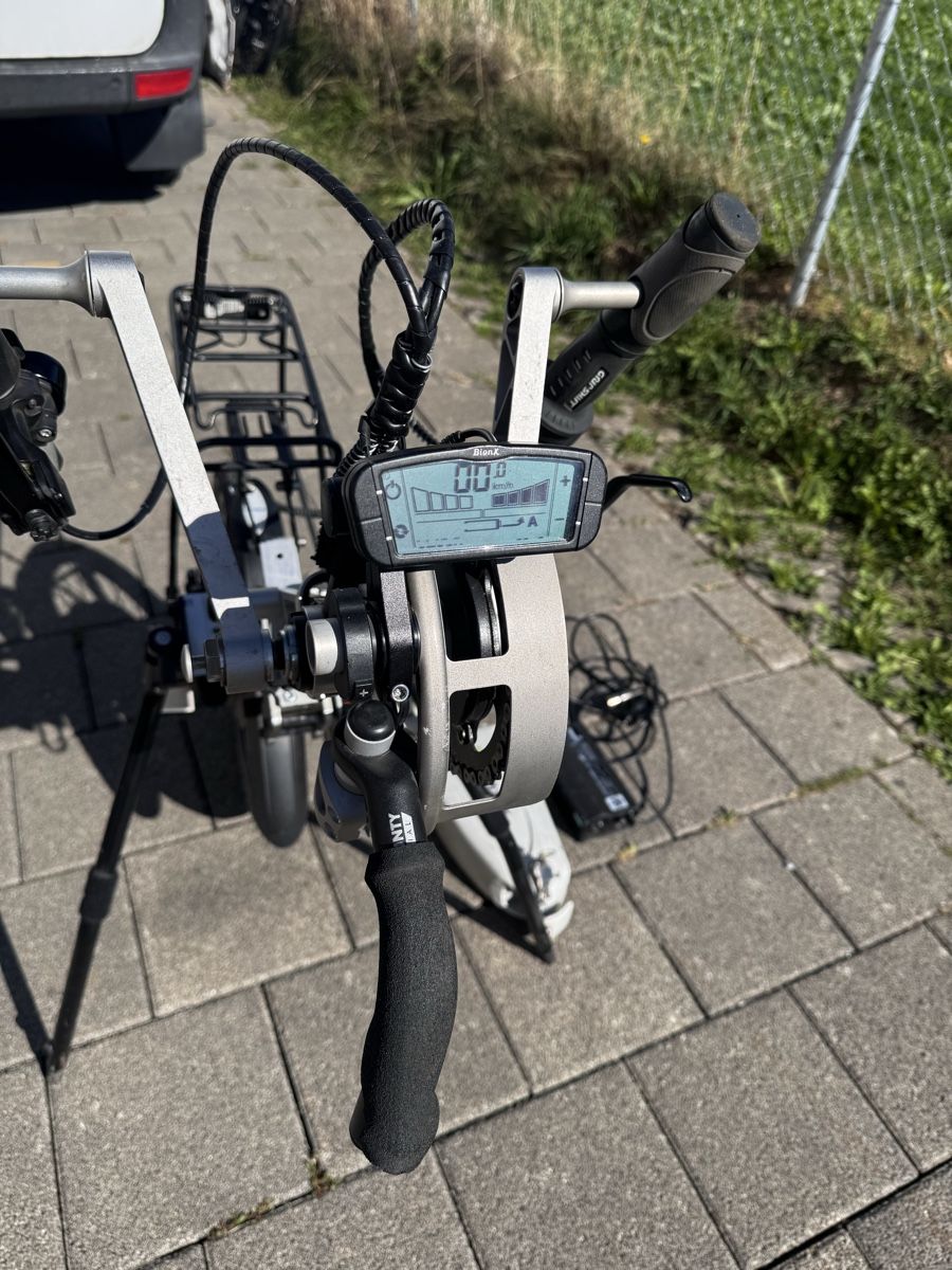 Mini Bike: Sticker Handbike Elektrisch  – Usato da Steffisburg venduto da mer_jv9f 3