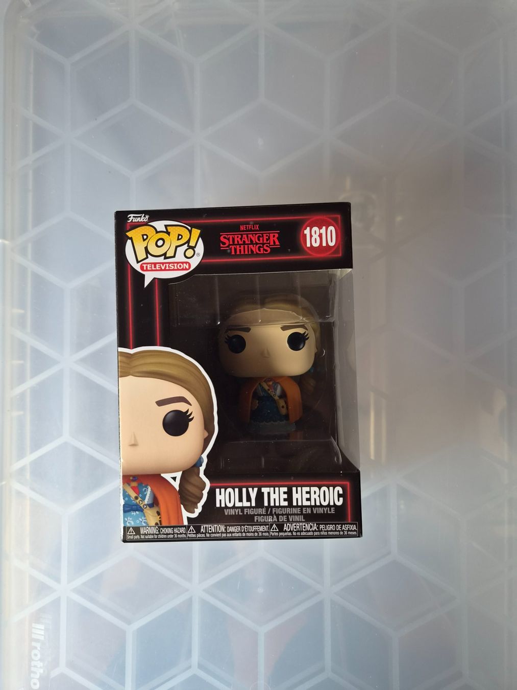 Funko Figurines: Funko Pop 1810 Holly the Heroic Stranger Things – Neuf avec emballage d'origine à Sisseln AG par schenk-figuren