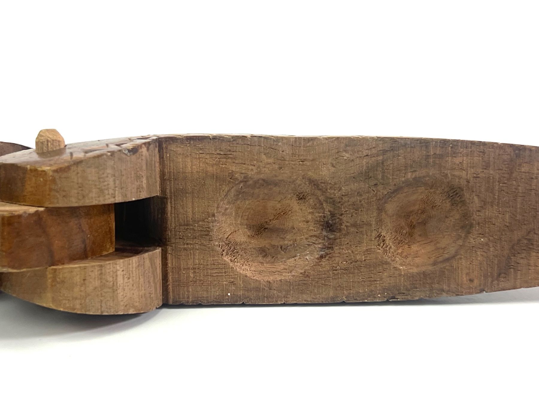 Küchengeräte: Holz Nussknacker Fisch geschnitzt – Gebraucht aus Zürich von Arche_Brockenhaus 8