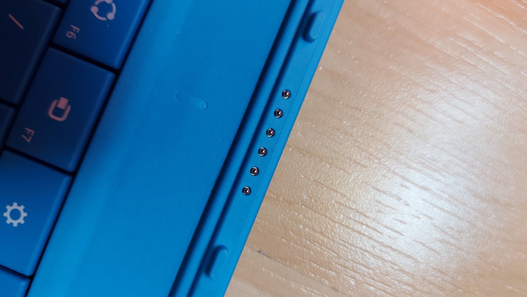 Tastiere: Surface Pro Type Cover 2 - Cyan – Usato da Ostermundigen venduto da Himuguegeli 1