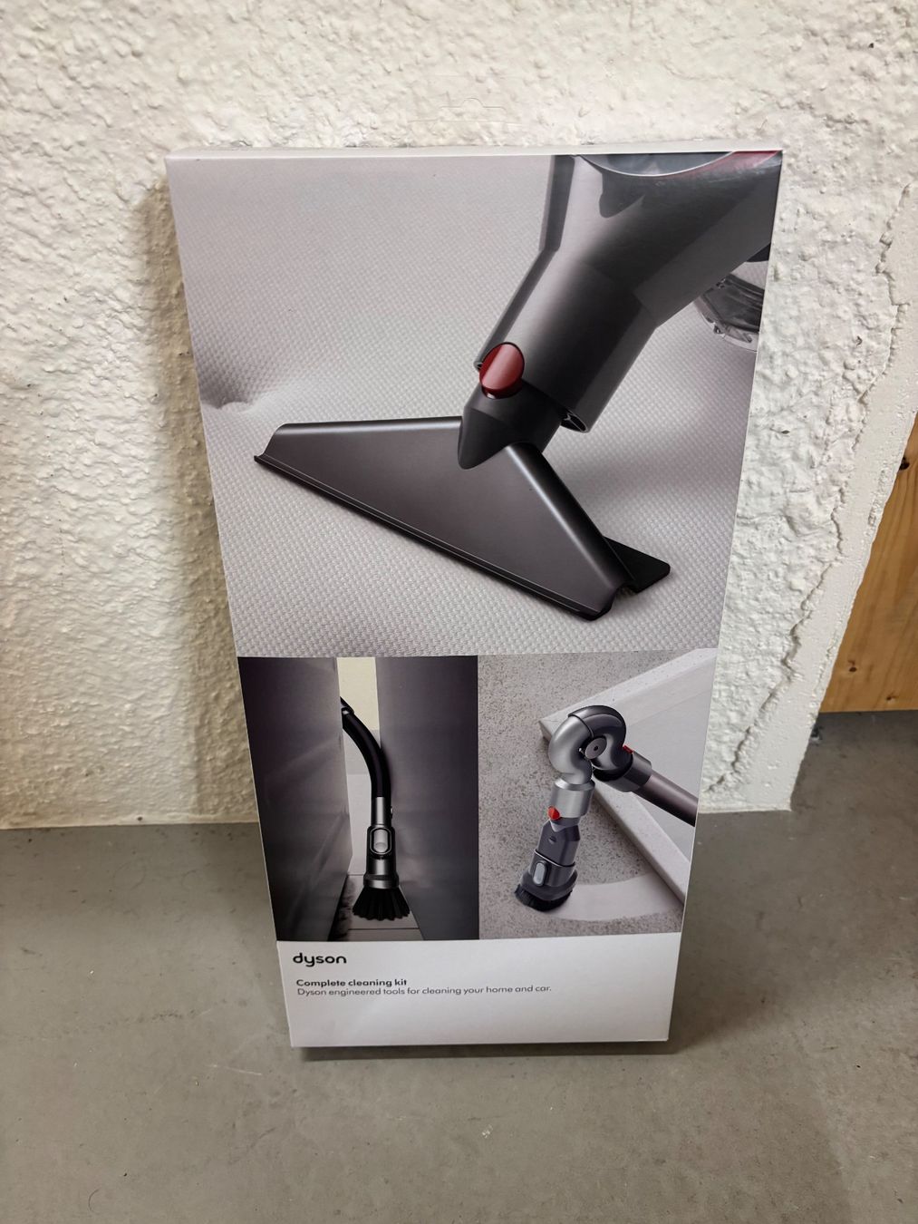 Dyson Staubsauger & Zubehör: NEW Dyson Complete Cleaning Kit – Neu und originalverpackt aus Zürich von nao_pjh8 3
