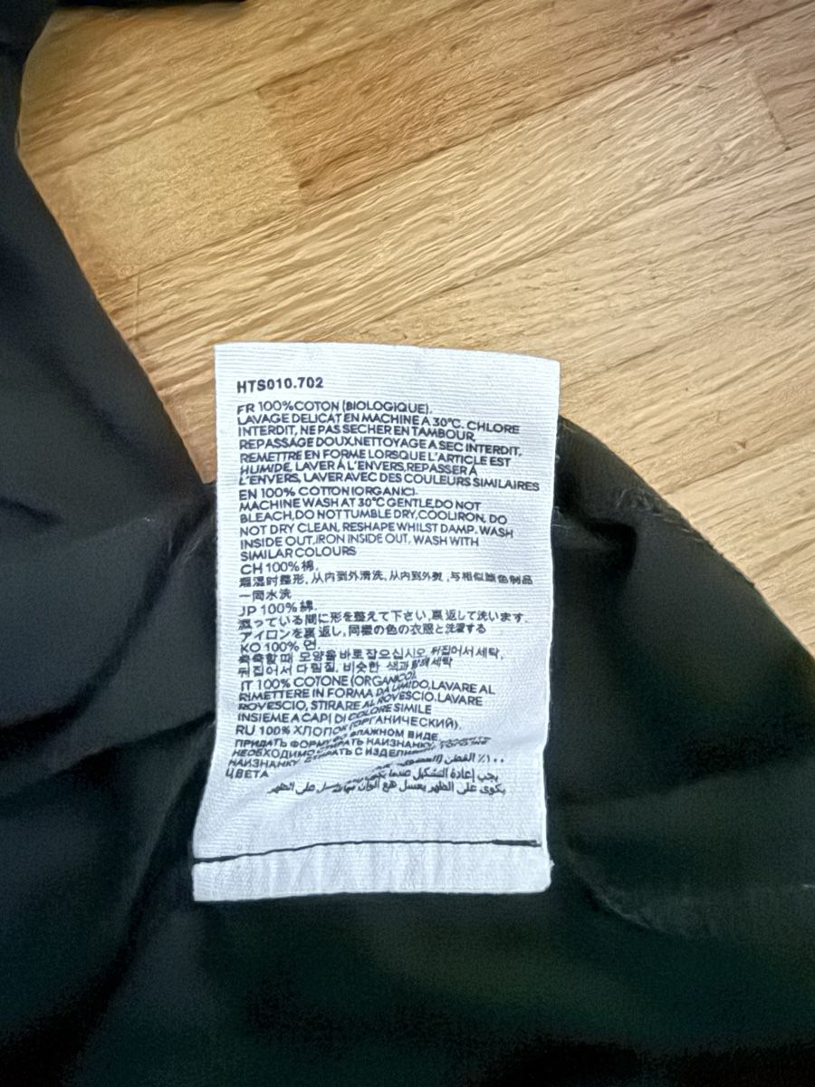 T-shirt: AMI PARIS T-SHIRT S – Nuovo (secondo la descrizione) da Allschwil venduto da M6e63 5