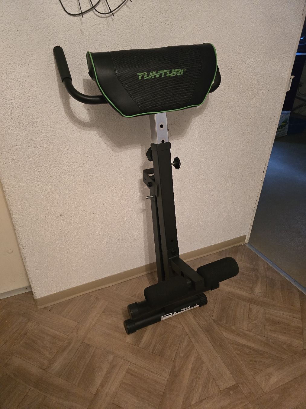 Hometrainer: Bauch Rückentrainer Tunturi – Usato da Aarau Rohr venduto da raucher66 1