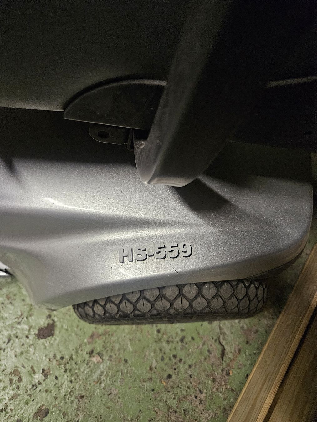 Veicoli elettrici: Elektromobil HS-559 gebraucht 4 Räder – Difettoso da Rorschach venduto da TimelessTrading 4