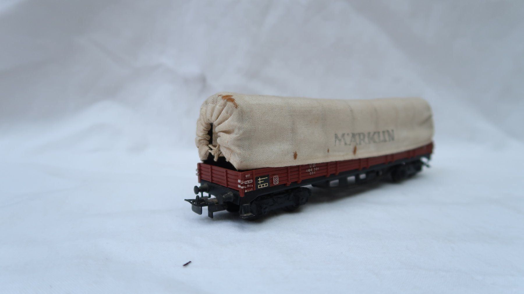 Märklin Modellini di ferrovie: MÄRKLIN Planen-Güterwagen (3) – Usato da Muttenz venduto da Laeckerlihamschter 2