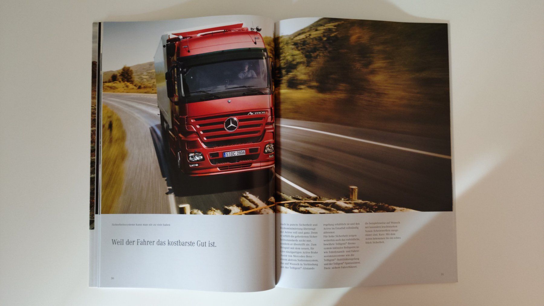 Riviste & Magazine: MERCEDES ACTROS 2006 - Prospekt / Katalog – Nuovo (secondo la descrizione) da Viganello venduto da CARLiteratur 1