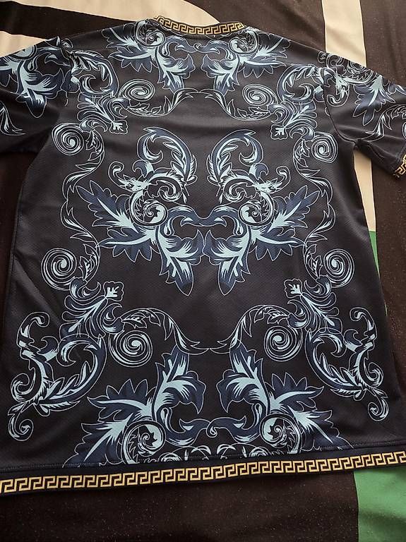 T-shirt: Italien T-shirt Versace Edition  – Usato da Thun venduto da Frenk_06 1