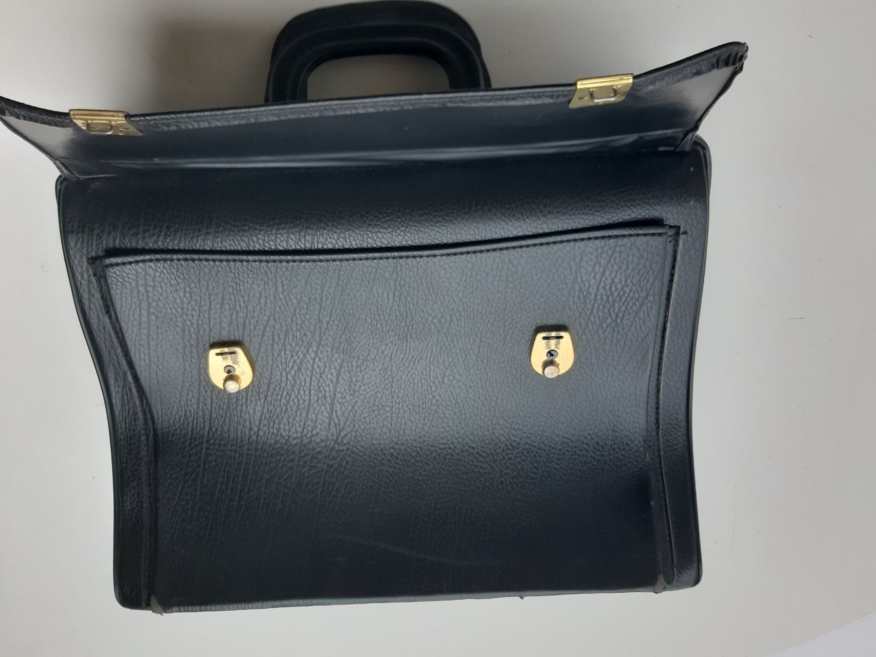 Valigie & Borse: Robuste schwarze Aktentasche mit Aussentaschenfach – Usato da Riedern venduto da martigni_88 1